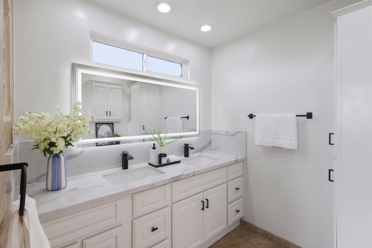 Detail Gallery Image 31 of 51 For 3395 Melendy Dr, San Carlos,  CA 94070 - 3 Beds | 2 Baths