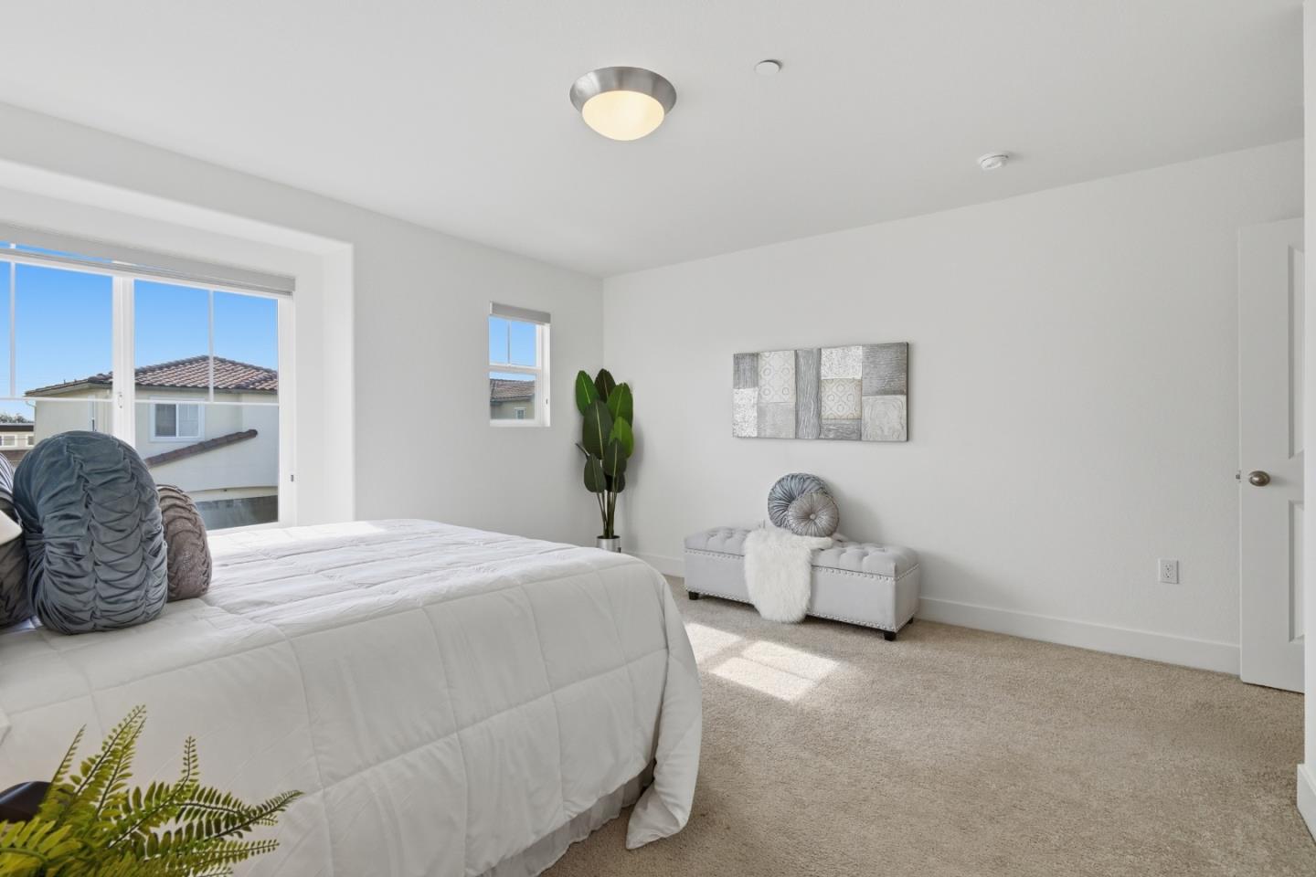 Detail Gallery Image 18 of 38 For 121 Mountaintop Ave, Hayward,  CA 94544 - 3 Beds | 2/1 Baths