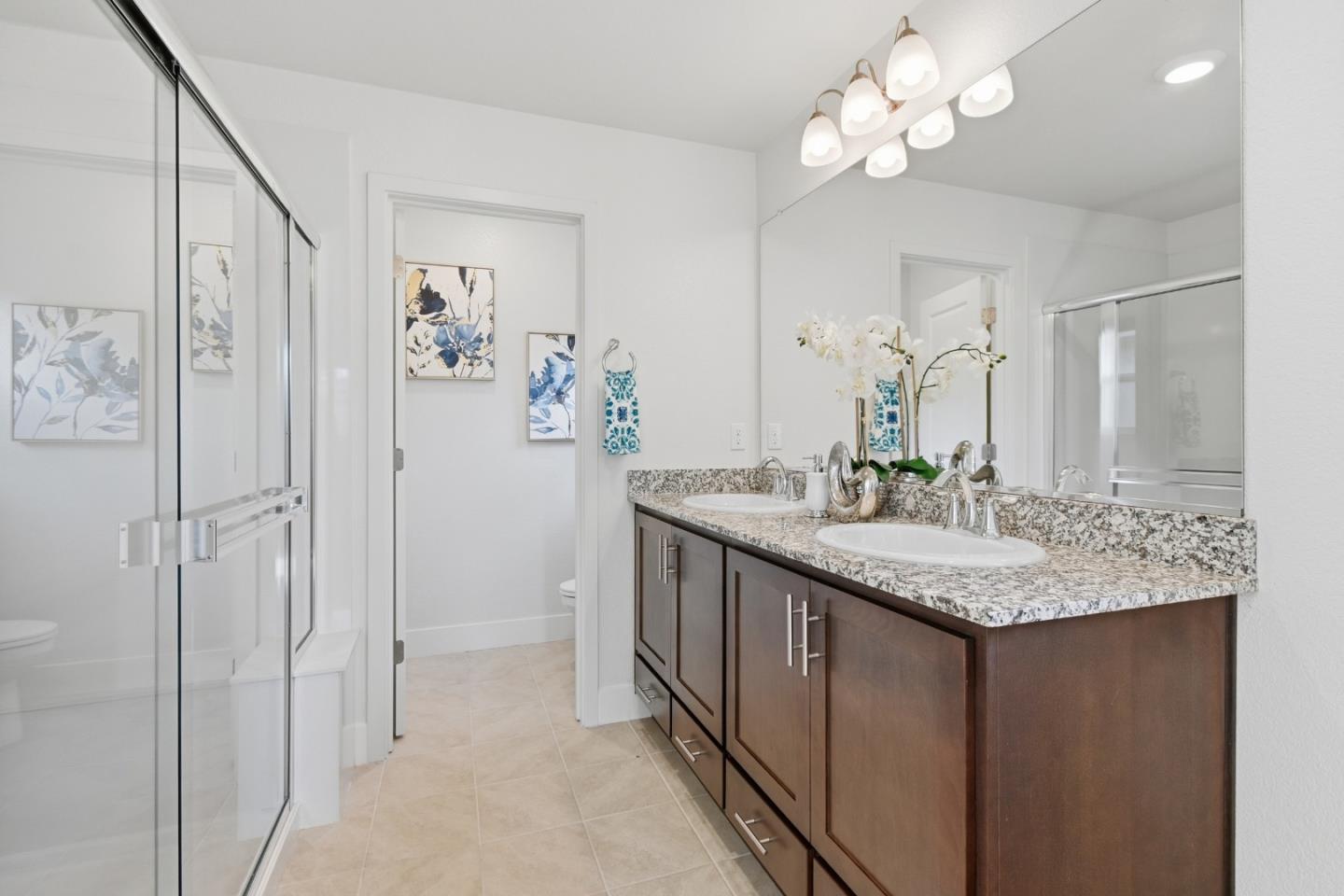 Detail Gallery Image 20 of 38 For 121 Mountaintop Ave, Hayward,  CA 94544 - 3 Beds | 2/1 Baths