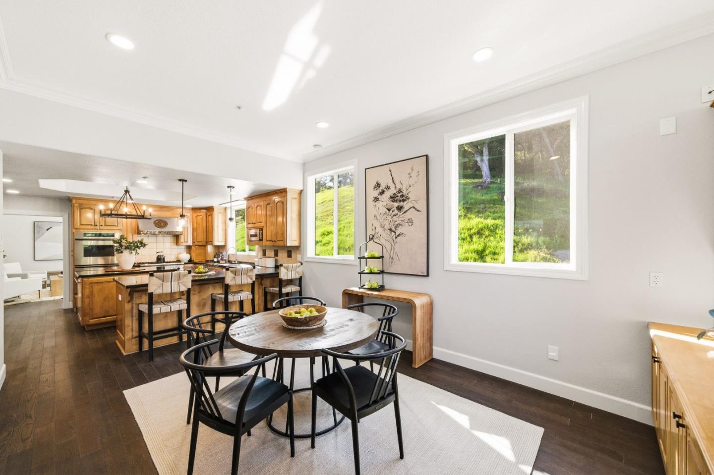 Detail Gallery Image 12 of 80 For 18400 Lakeview Ct, Los Gatos,  CA 95033 - 6 Beds | 4/2 Baths