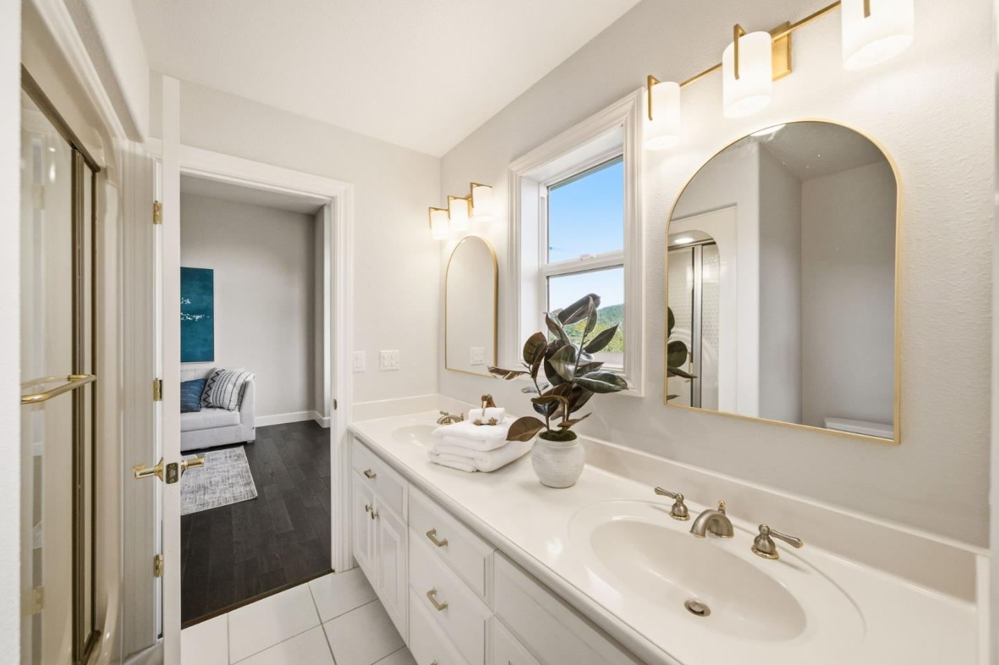 Detail Gallery Image 27 of 80 For 18400 Lakeview Ct, Los Gatos,  CA 95033 - 6 Beds | 4/2 Baths