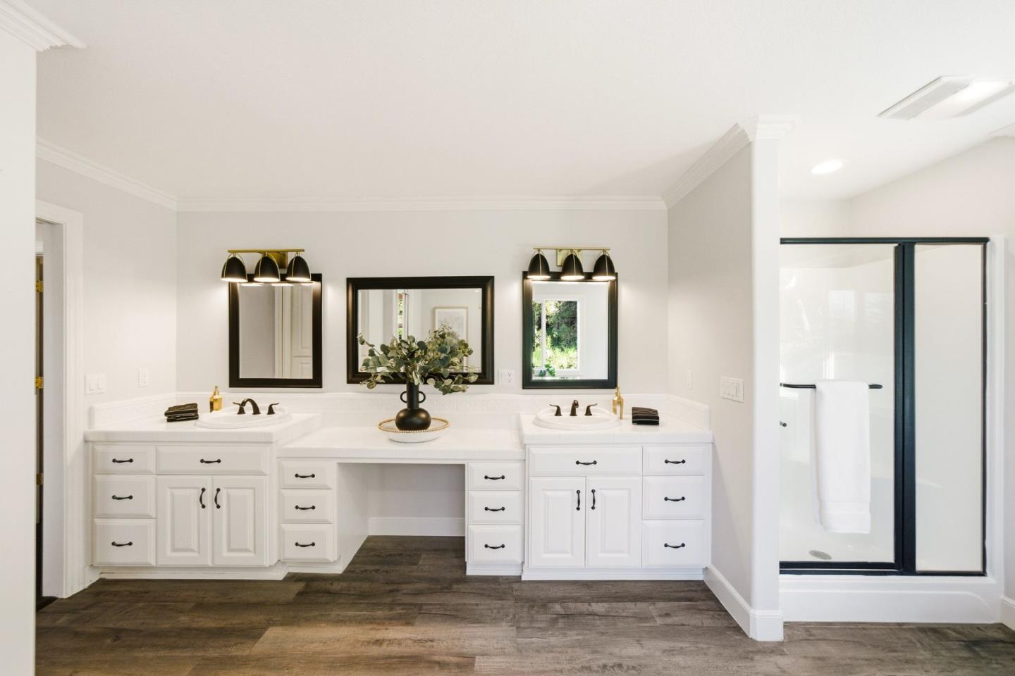 Detail Gallery Image 40 of 80 For 18400 Lakeview Ct, Los Gatos,  CA 95033 - 6 Beds | 4/2 Baths