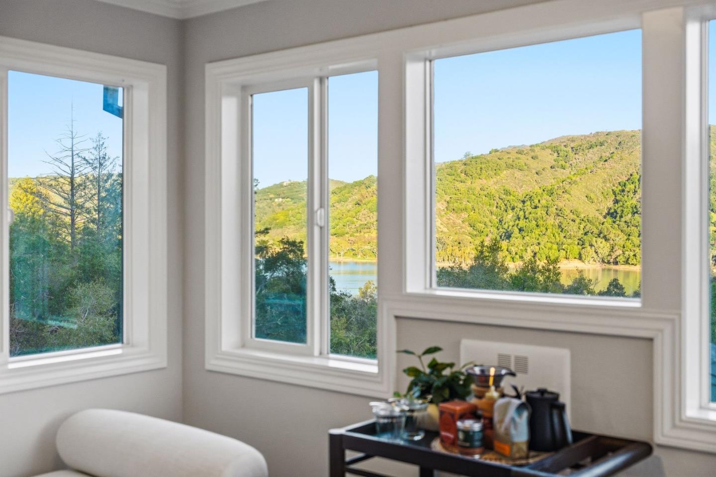 Detail Gallery Image 43 of 80 For 18400 Lakeview Ct, Los Gatos,  CA 95033 - 6 Beds | 4/2 Baths