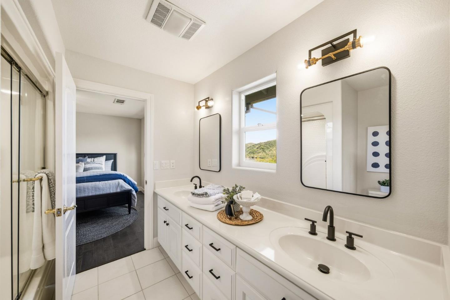 Detail Gallery Image 56 of 80 For 18400 Lakeview Ct, Los Gatos,  CA 95033 - 6 Beds | 4/2 Baths