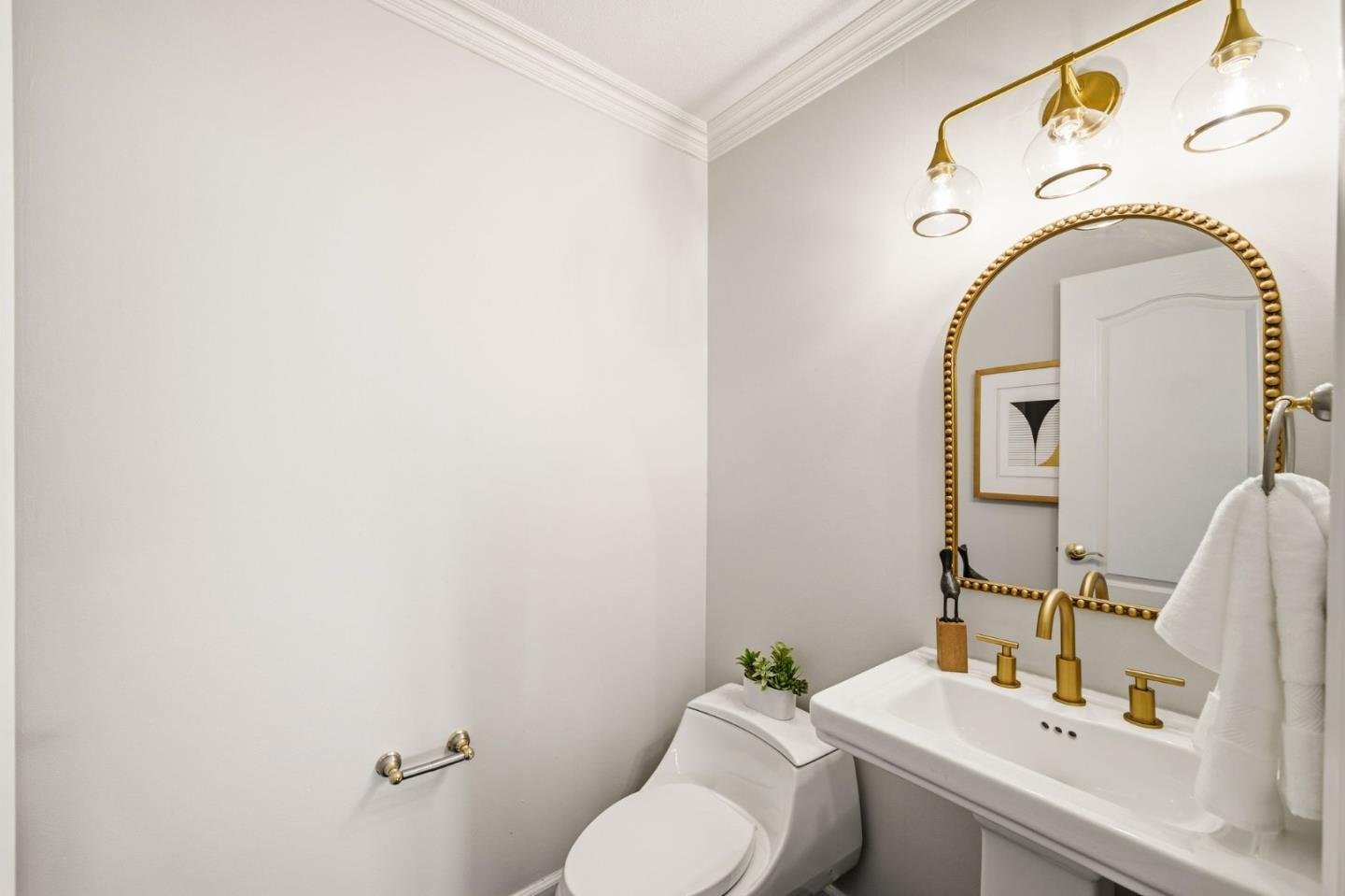 Detail Gallery Image 61 of 80 For 18400 Lakeview Ct, Los Gatos,  CA 95033 - 6 Beds | 4/2 Baths