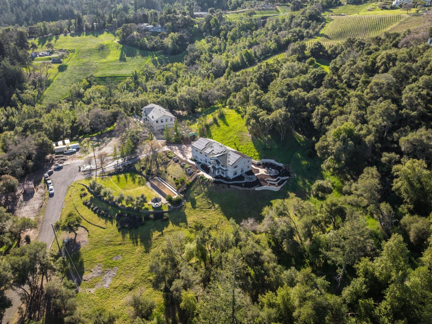 Detail Gallery Image 68 of 80 For 18400 Lakeview Ct, Los Gatos,  CA 95033 - 6 Beds | 4/2 Baths