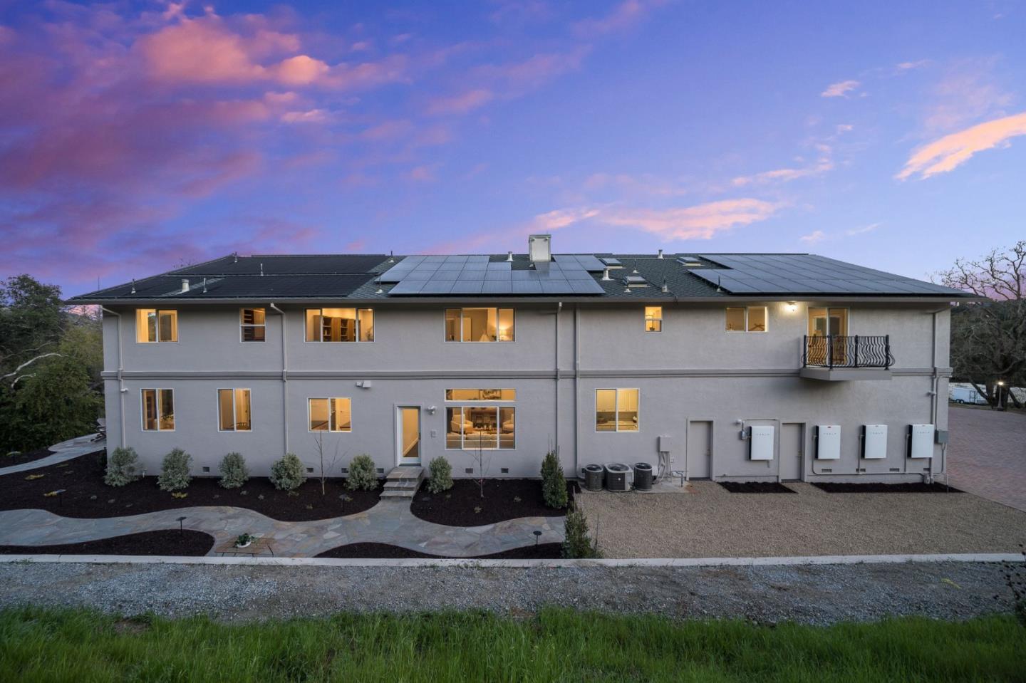 Detail Gallery Image 76 of 80 For 18400 Lakeview Ct, Los Gatos,  CA 95033 - 6 Beds | 4/2 Baths