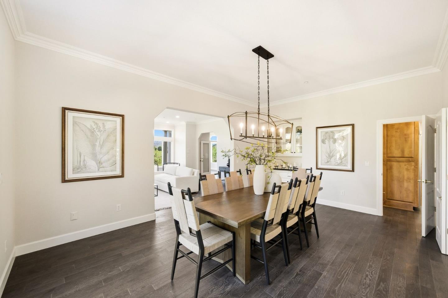 Detail Gallery Image 9 of 80 For 18400 Lakeview Ct, Los Gatos,  CA 95033 - 6 Beds | 4/2 Baths
