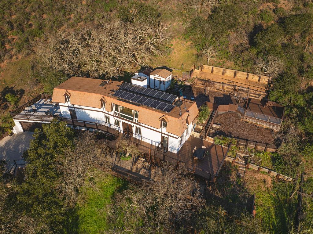 Detail Gallery Image 20 of 26 For 451 Laureles Grade Rd, Carmel Valley,  CA 93924 - 3 Beds | 2/1 Baths