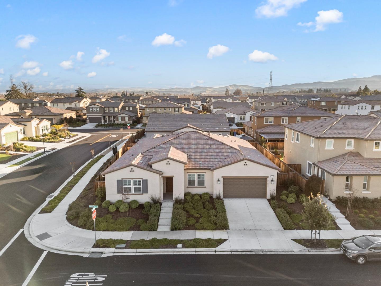 Detail Gallery Image 3 of 48 For 174 Cider Cir, Brentwood,  CA 94513 - 4 Beds | 3/1 Baths