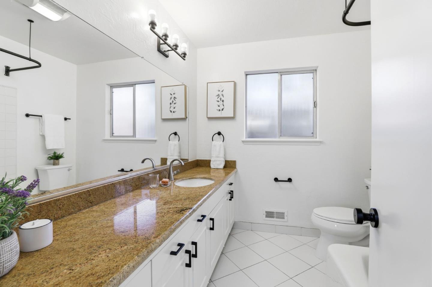 Detail Gallery Image 17 of 41 For 2322 Meridian Ave, San Jose,  CA 95124 - – Beds | – Baths