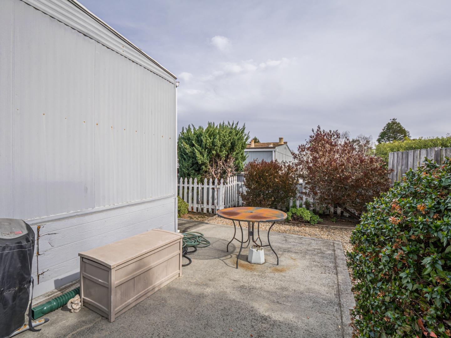 Detail Gallery Image 28 of 42 For 2655 Brommer St #3,  Santa Cruz,  CA 95062 - 2 Beds | 2 Baths