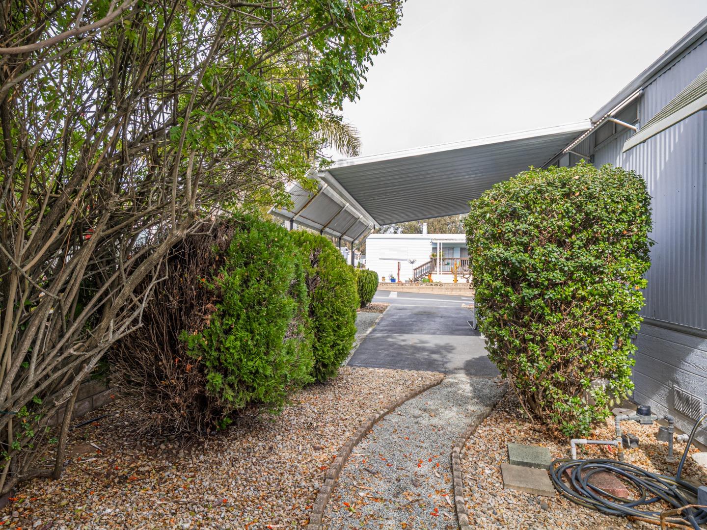 Detail Gallery Image 32 of 42 For 2655 Brommer St #3,  Santa Cruz,  CA 95062 - 2 Beds | 2 Baths