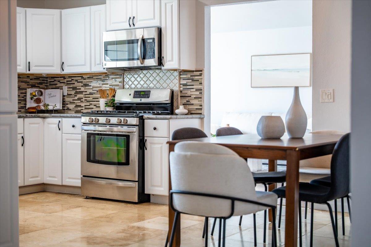 Detail Gallery Image 29 of 69 For 277 Young Cir, Marina,  CA 93933 - 4 Beds | 2 Baths