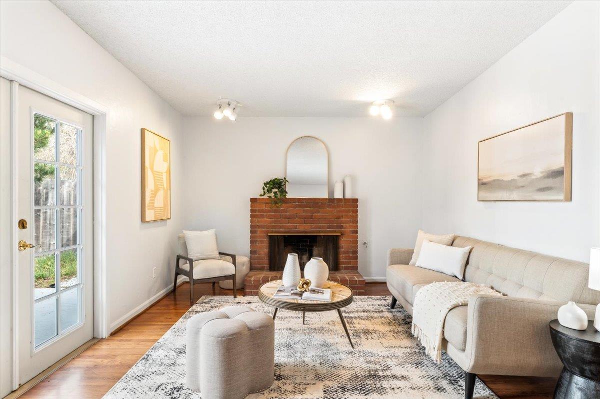 Detail Gallery Image 31 of 69 For 277 Young Cir, Marina,  CA 93933 - 4 Beds | 2 Baths