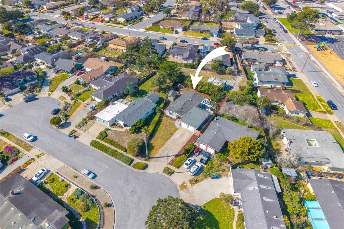 Detail Gallery Image 6 of 69 For 277 Young Cir, Marina,  CA 93933 - 4 Beds | 2 Baths