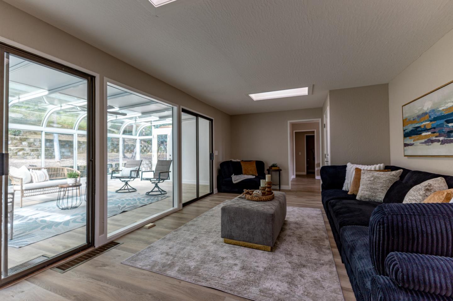 Detail Gallery Image 11 of 28 For 4030 Saint Marys St, Martinez,  CA 94553 - 3 Beds | 2 Baths