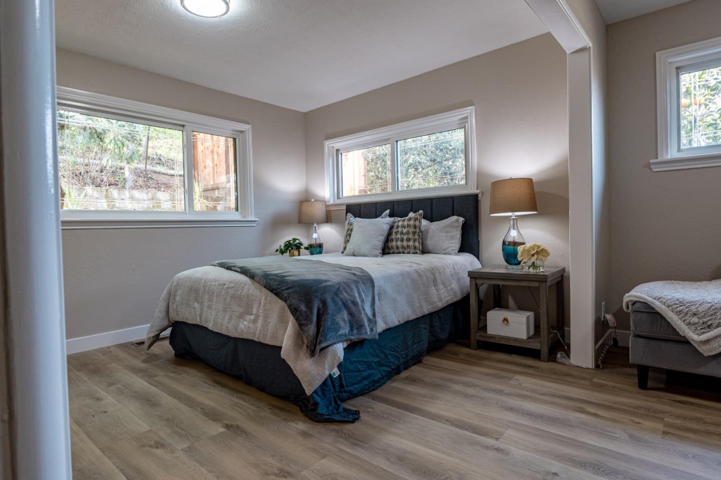 Detail Gallery Image 14 of 28 For 4030 Saint Marys St, Martinez,  CA 94553 - 3 Beds | 2 Baths