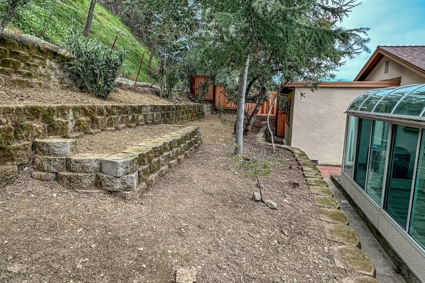 Detail Gallery Image 25 of 28 For 4030 Saint Marys St, Martinez,  CA 94553 - 3 Beds | 2 Baths