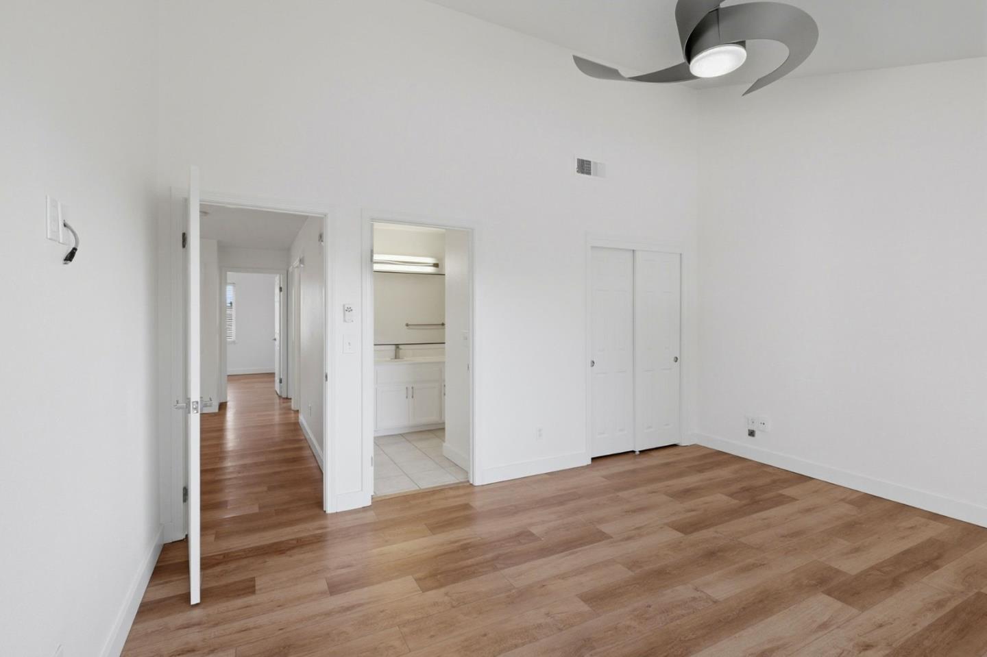 Detail Gallery Image 15 of 28 For 14 Orange Blossom Way, Watsonville,  CA 95076 - 3 Beds | 2/1 Baths