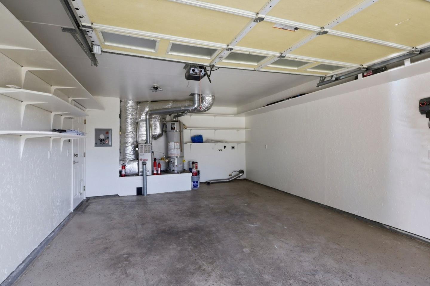 Detail Gallery Image 24 of 28 For 14 Orange Blossom Way, Watsonville,  CA 95076 - 3 Beds | 2/1 Baths