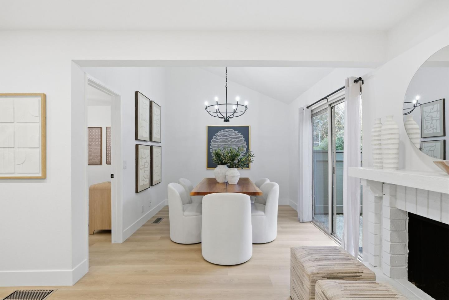 Detail Gallery Image 11 of 54 For 104 Walnut Hill Ct, Los Gatos,  CA 95032 - 3 Beds | 2/1 Baths