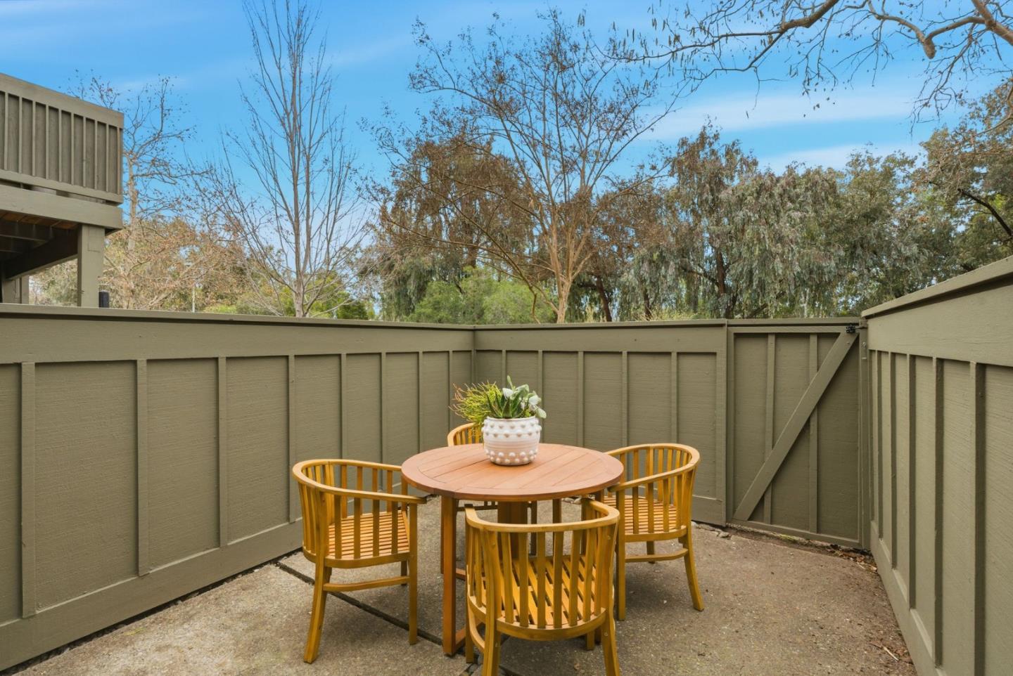 Detail Gallery Image 23 of 54 For 104 Walnut Hill Ct, Los Gatos,  CA 95032 - 3 Beds | 2/1 Baths