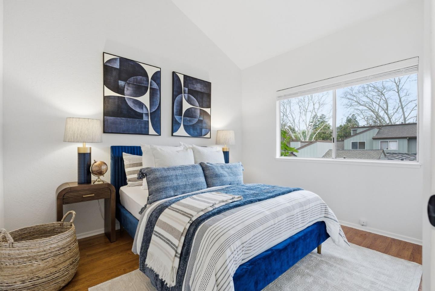 Detail Gallery Image 25 of 54 For 104 Walnut Hill Ct, Los Gatos,  CA 95032 - 3 Beds | 2/1 Baths