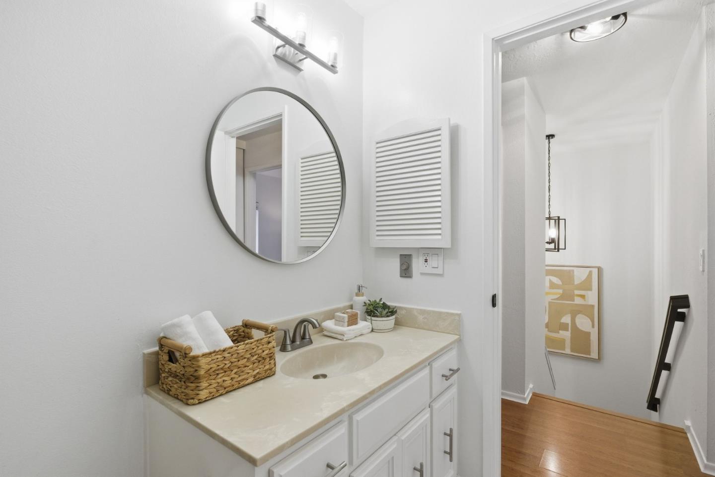 Detail Gallery Image 26 of 54 For 104 Walnut Hill Ct, Los Gatos,  CA 95032 - 3 Beds | 2/1 Baths