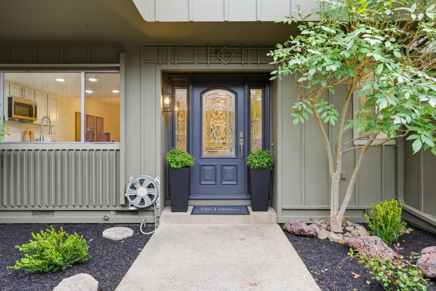 Detail Gallery Image 4 of 54 For 104 Walnut Hill Ct, Los Gatos,  CA 95032 - 3 Beds | 2/1 Baths