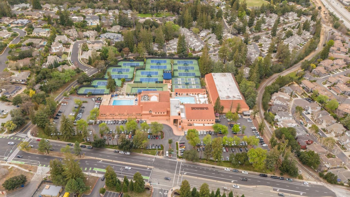 Detail Gallery Image 48 of 54 For 104 Walnut Hill Ct, Los Gatos,  CA 95032 - 3 Beds | 2/1 Baths