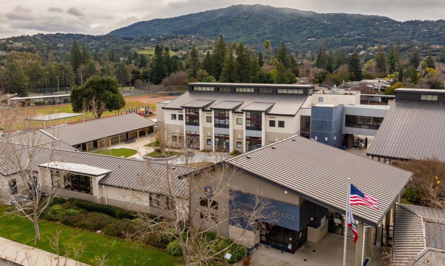 Detail Gallery Image 52 of 54 For 104 Walnut Hill Ct, Los Gatos,  CA 95032 - 3 Beds | 2/1 Baths