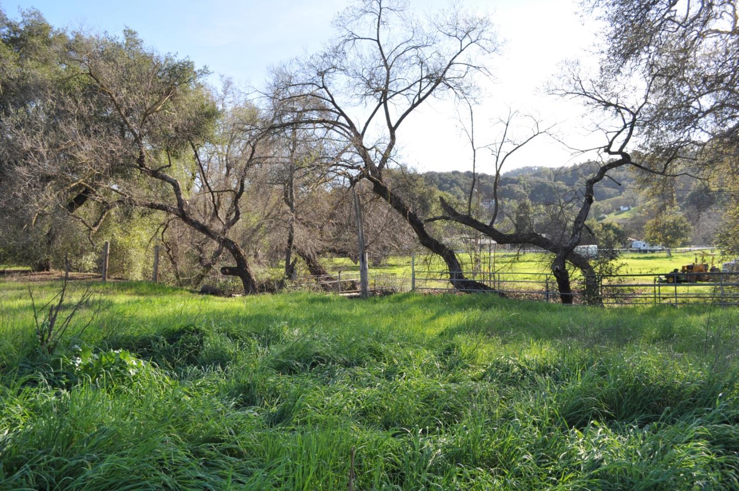 Detail Gallery Image 16 of 30 For 20300 Almaden Rd, San Jose,  CA 95120 - – Beds | – Baths