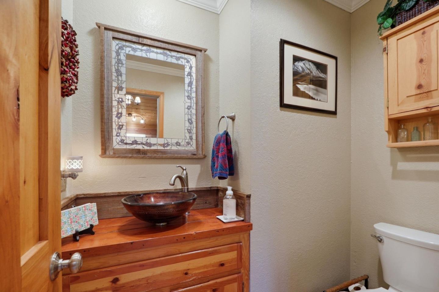 Detail Gallery Image 16 of 25 For 1385 Selo Dr, Sunnyvale,  CA 94087 - 4 Beds | 2/1 Baths