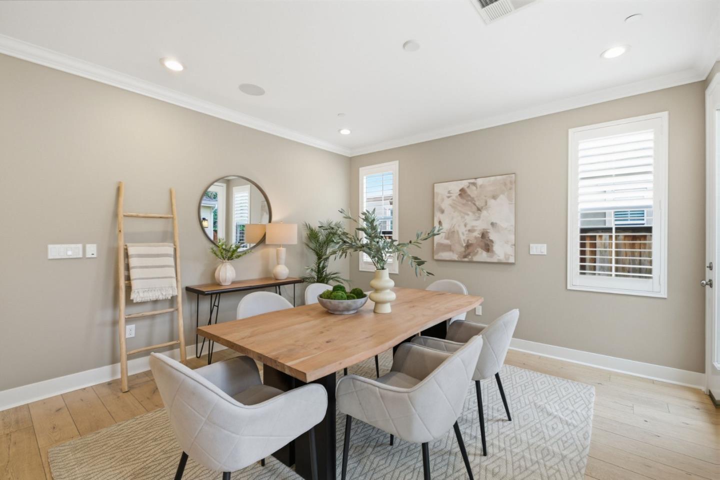 Detail Gallery Image 17 of 48 For 190 Christine Lynn Dr, Morgan Hill,  CA 95037 - 4 Beds | 3 Baths