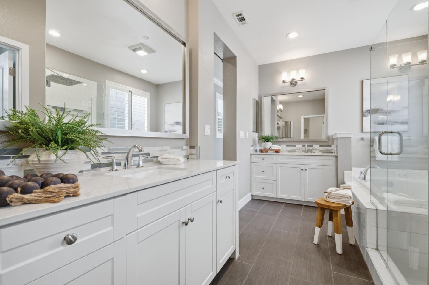 Detail Gallery Image 31 of 48 For 190 Christine Lynn Dr, Morgan Hill,  CA 95037 - 4 Beds | 3 Baths