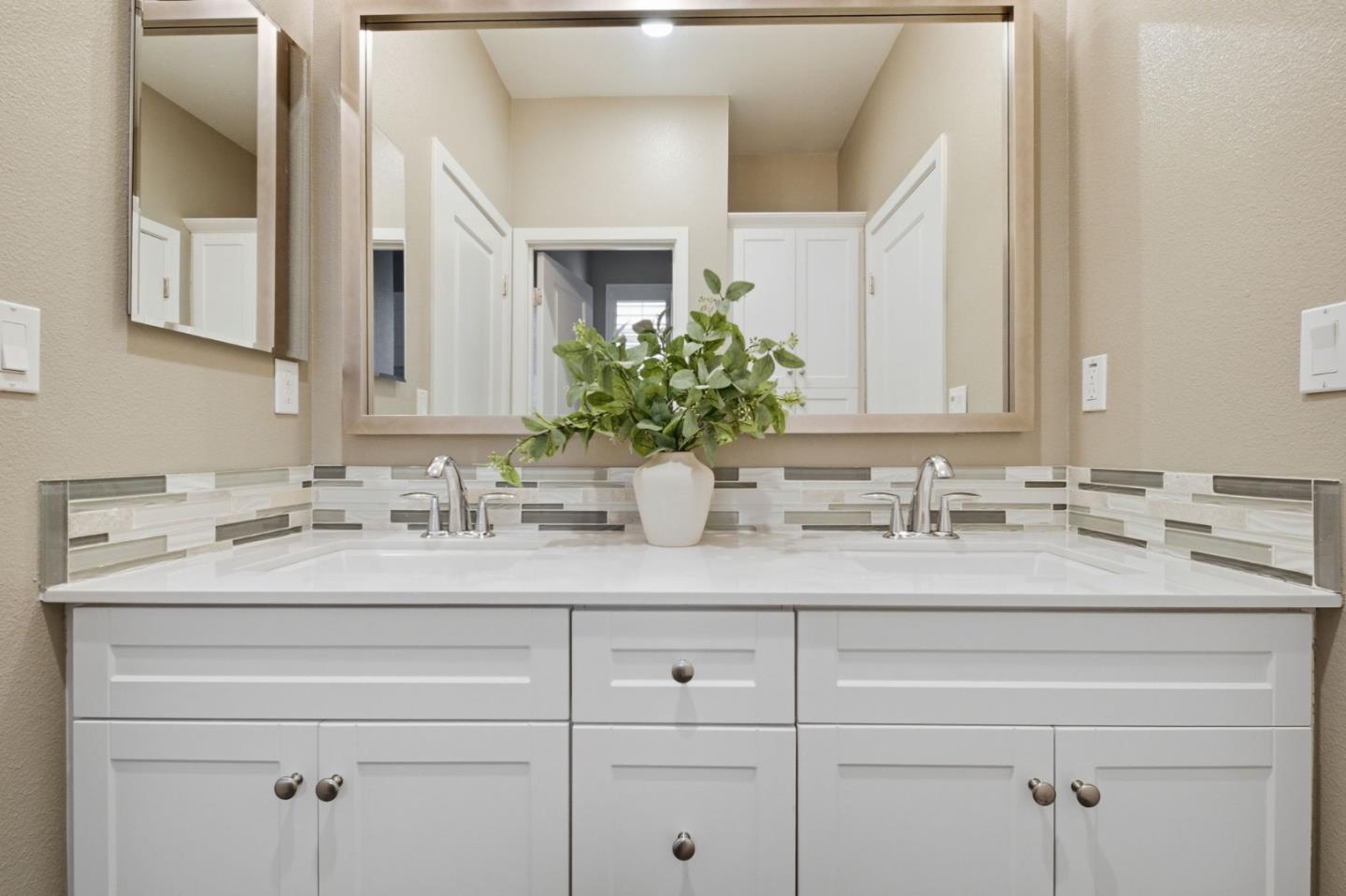 Detail Gallery Image 38 of 48 For 190 Christine Lynn Dr, Morgan Hill,  CA 95037 - 4 Beds | 3 Baths