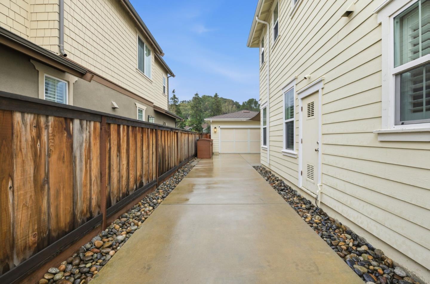 Detail Gallery Image 40 of 48 For 190 Christine Lynn Dr, Morgan Hill,  CA 95037 - 4 Beds | 3 Baths