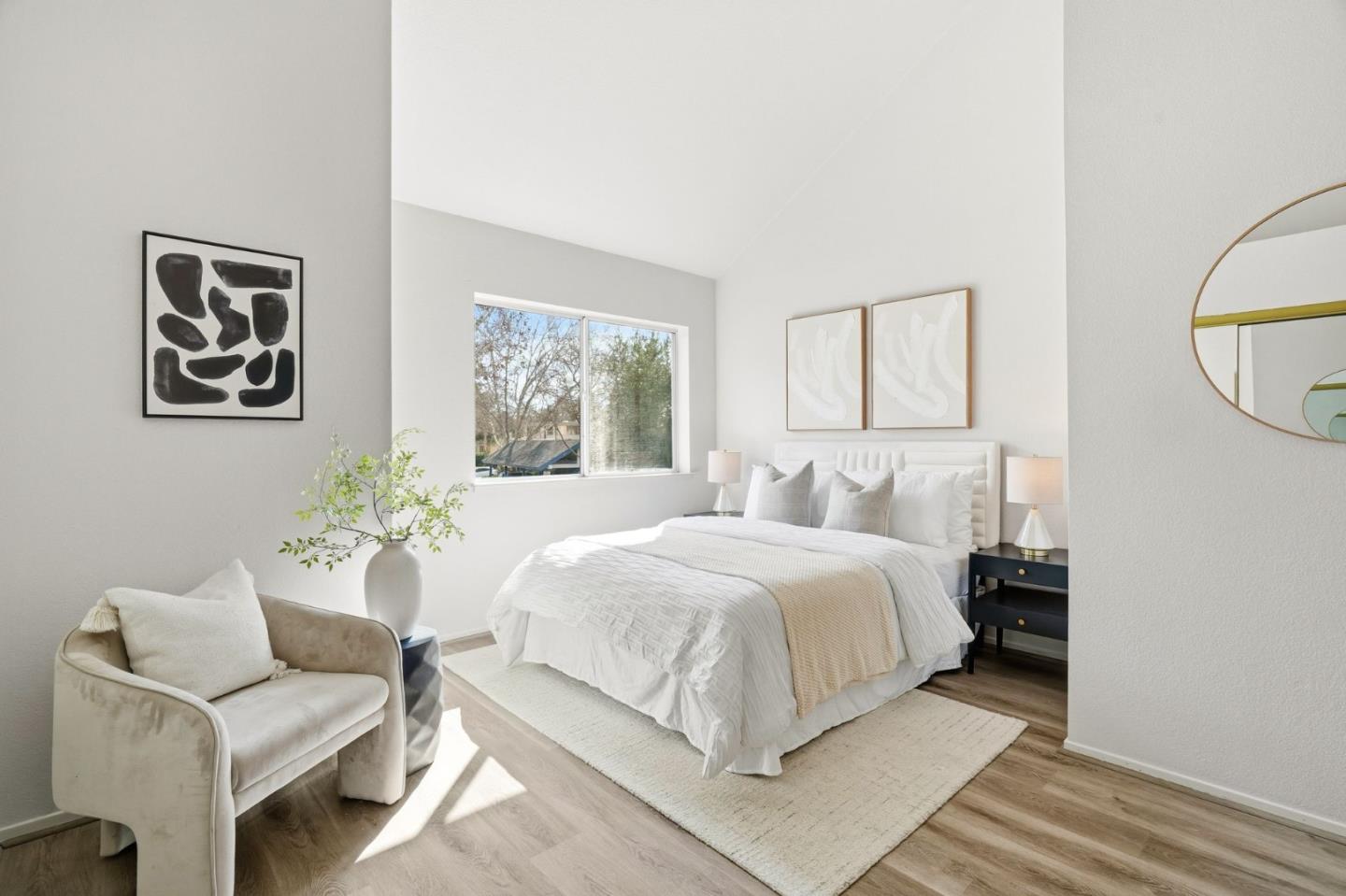 Detail Gallery Image 13 of 32 For 1045 Summershore Ct, San Jose,  CA 95122 - 2 Beds | 2/1 Baths