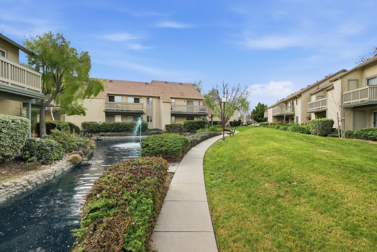 Detail Gallery Image 29 of 32 For 1045 Summershore Ct, San Jose,  CA 95122 - 2 Beds | 2/1 Baths