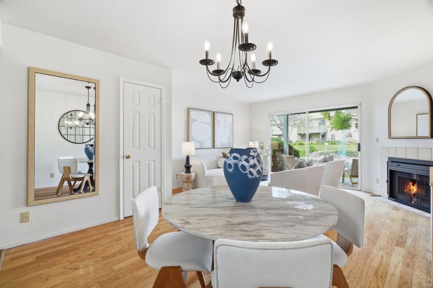 Detail Gallery Image 6 of 32 For 1045 Summershore Ct, San Jose,  CA 95122 - 2 Beds | 2/1 Baths