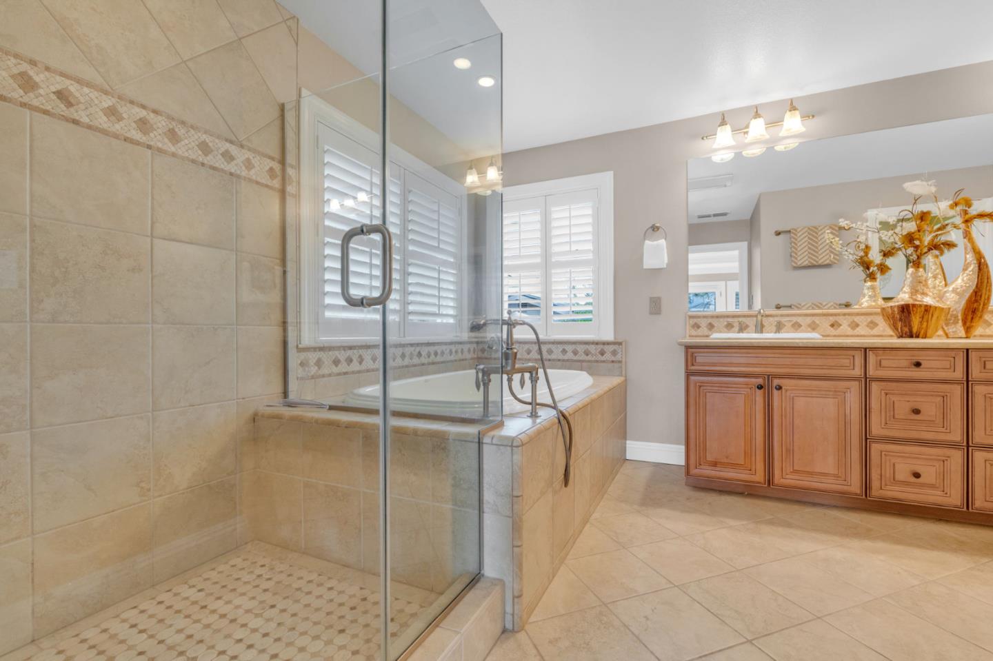 Detail Gallery Image 17 of 48 For 12343 Ted Ct, Saratoga,  CA 95070 - 4 Beds | 3/1 Baths