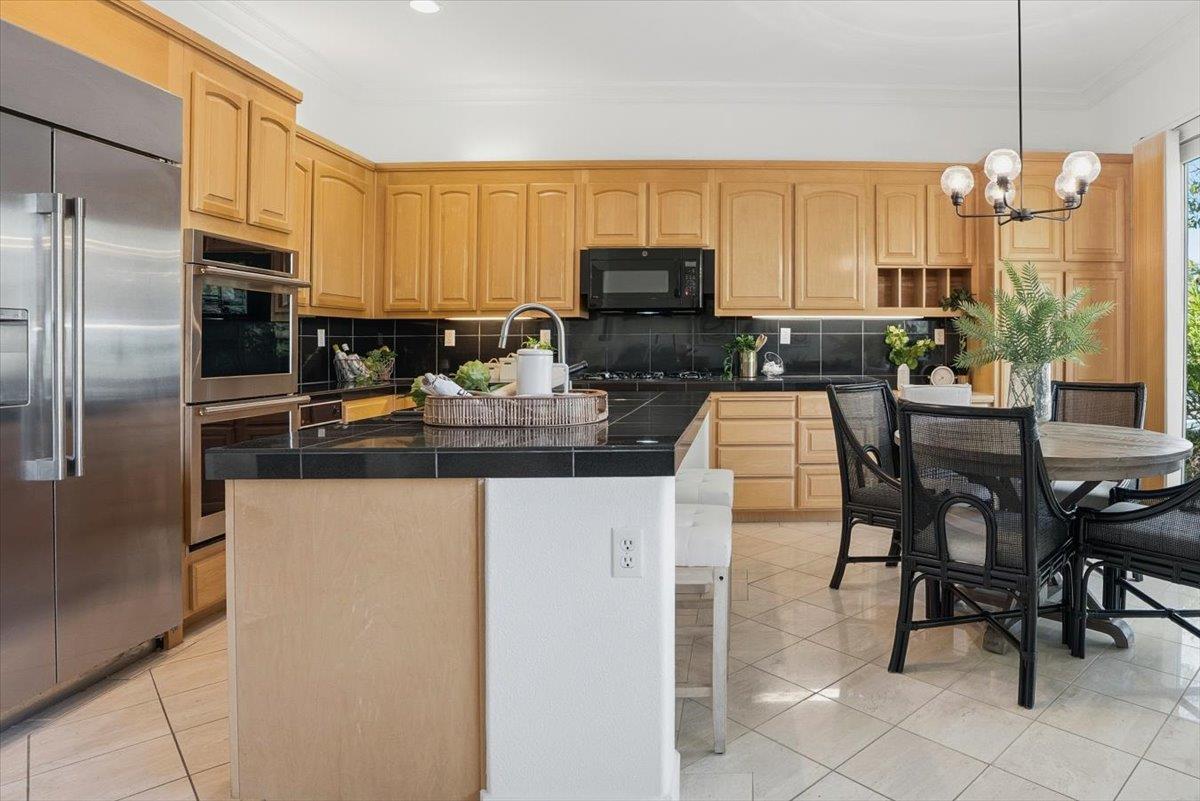 Detail Gallery Image 13 of 56 For 8816 Wine Valley Cir, San Jose,  CA 95135 - 2 Beds | 2/1 Baths