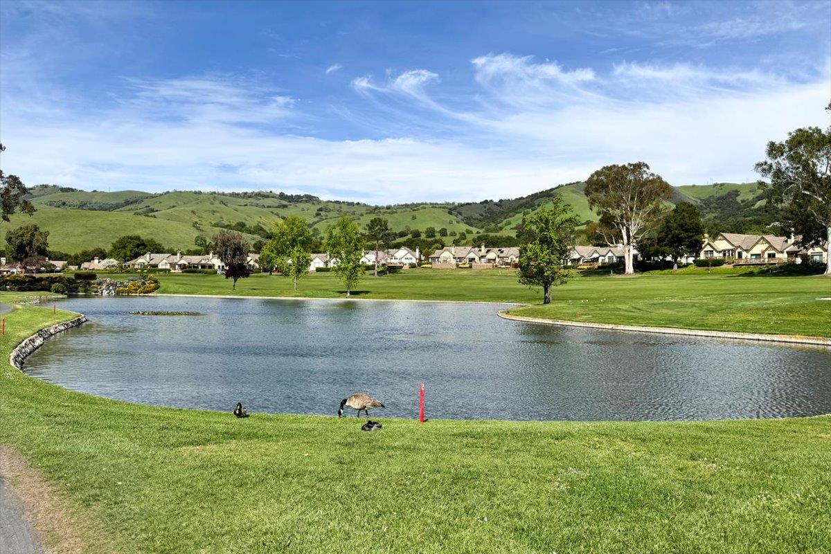 Detail Gallery Image 52 of 56 For 8816 Wine Valley Cir, San Jose,  CA 95135 - 2 Beds | 2/1 Baths