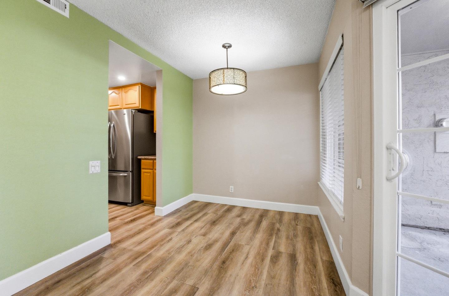 Detail Gallery Image 7 of 25 For 42 Muirfield Ct, San Jose,  CA 95116 - 2 Beds | 1/1 Baths