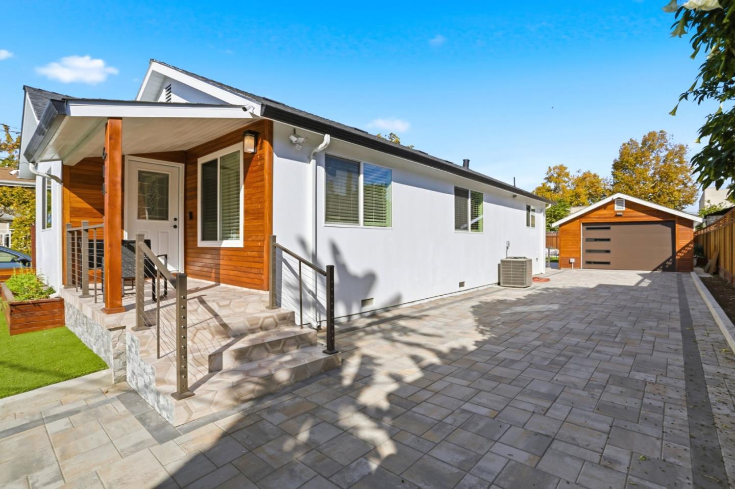 Detail Gallery Image 5 of 40 For 614 N 12th St, San Jose,  CA 95112 - 3 Beds | 2 Baths