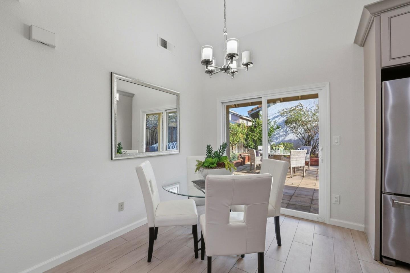 Detail Gallery Image 13 of 29 For 7240 Wild Creek Dr, San Jose,  CA 95120 - 3 Beds | 2 Baths