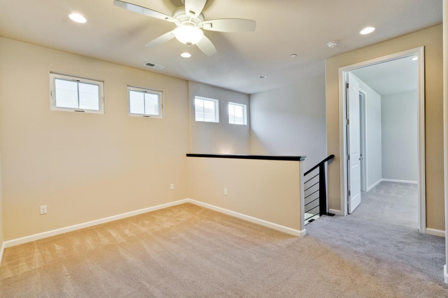 Detail Gallery Image 28 of 56 For 867 Maple Pl, East Palo Alto,  CA 94303 - 4 Beds | 2/1 Baths