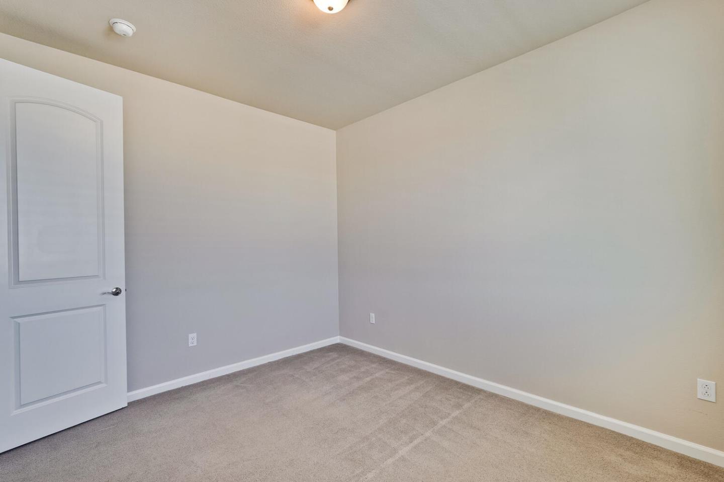 Detail Gallery Image 39 of 56 For 867 Maple Pl, East Palo Alto,  CA 94303 - 4 Beds | 2/1 Baths