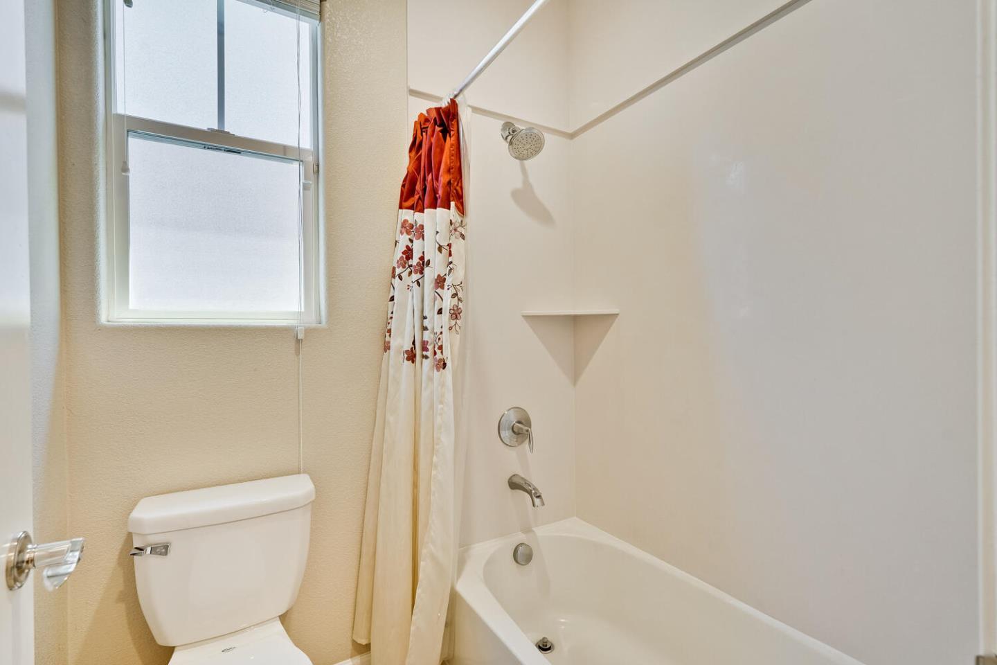 Detail Gallery Image 43 of 56 For 867 Maple Pl, East Palo Alto,  CA 94303 - 4 Beds | 2/1 Baths